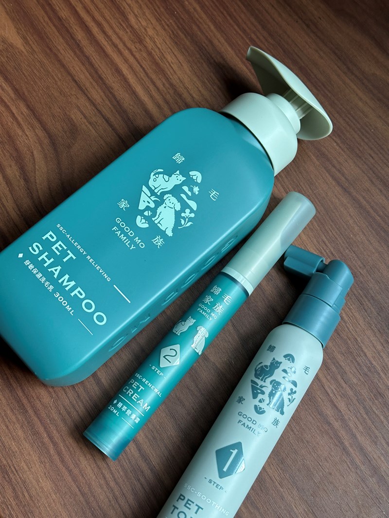 女人知己試用大隊,口碑行銷,部落客行銷,Goodmofamily歸毛家族 寵物肌膚救星組,歸毛家族 寵物肌膚救星,舒敏保濕洗毛乳,護膚噴液,精萃營養霜,博士30年生技專業,給足皮膚營養保護力,無抗生素 無類固醇,神經醯胺,19種綜合胺基酸,榮獲SNQ國家認證,上萬毛爸媽見證,3週幫助皮膚健康,NO.1寵物肌膚口碑霸主,寵物第一護膚領導品牌